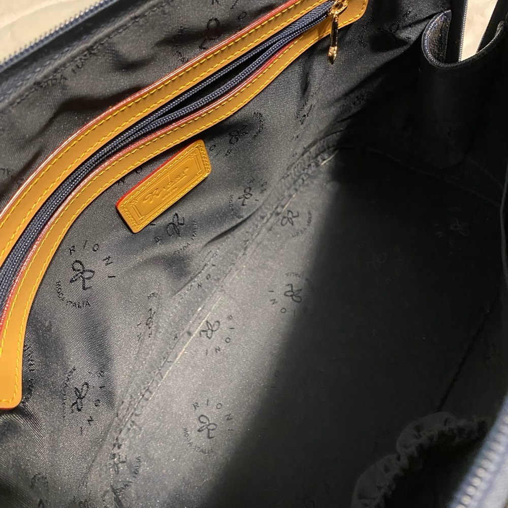 Rioni Moda Italia Handbag - Picture 5 of 7
